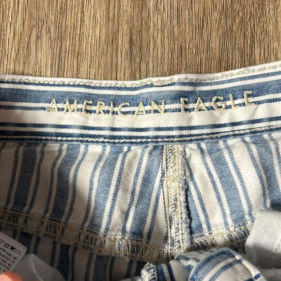 AMERICAN EAGLE Striped Mom Shorts - Picture 2 of 9